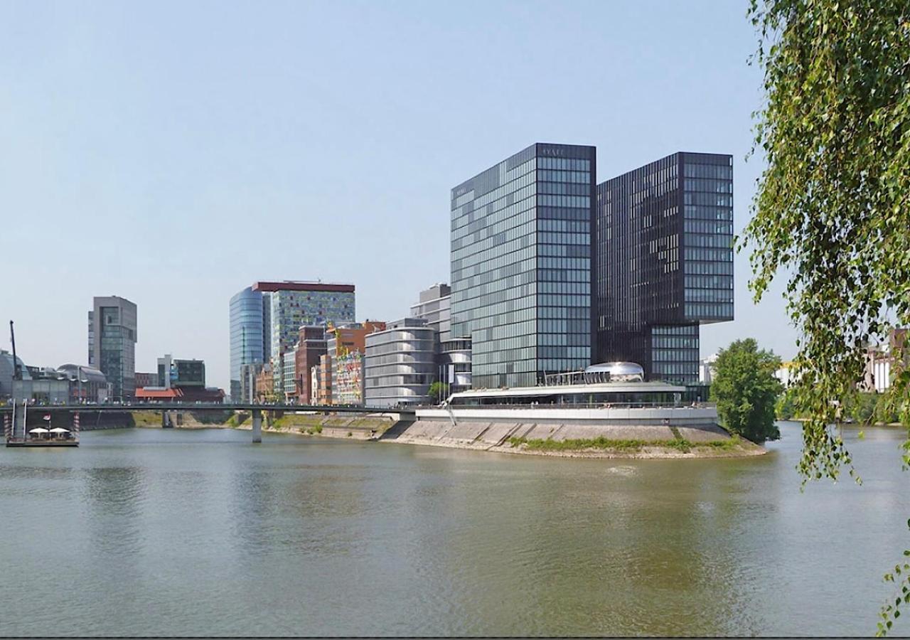 Medienhafen Apartment Direkt Am Zentrum Düsseldorf Kültér fotó
