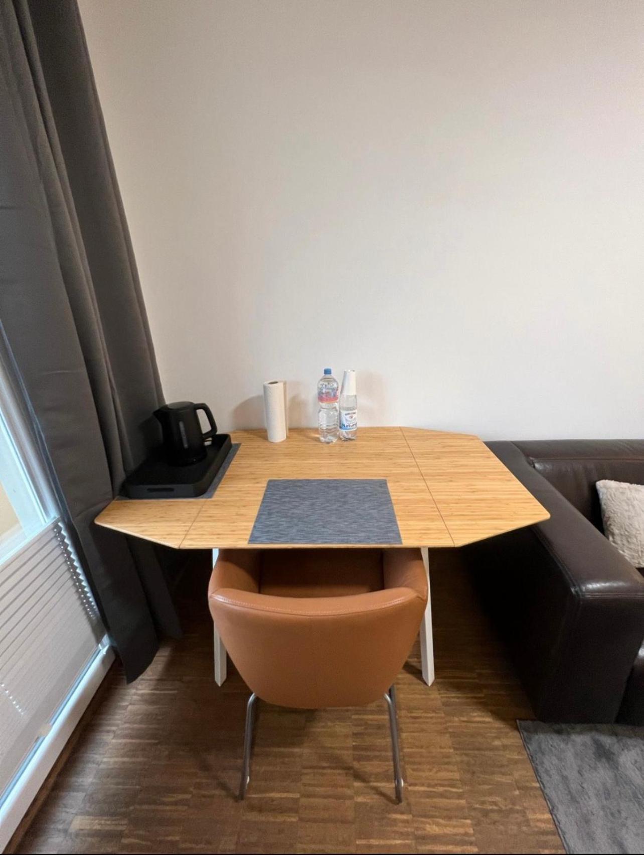 Medienhafen Apartment Direkt Am Zentrum Düsseldorf Kültér fotó